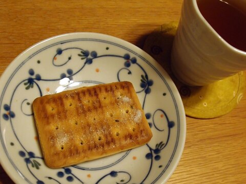 ラスク風乾パンと紅茶のティータイムセット